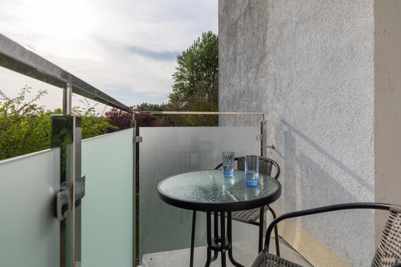 Marynarzy Okretow Pogranicza Apartments By Noclegi Renters Kolobrzeg Dış mekan fotoğraf